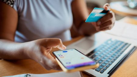 Les avantages de choisir une banque en ligne pour son crédit à la consommation